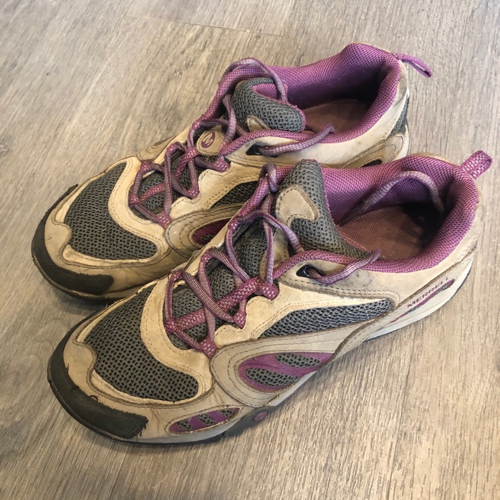 Merrell Castle Rock hiking shoes
